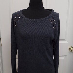 No Boundaries Women's Long Sleeve Top Size XL 15-17